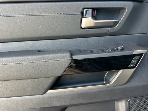New 2026 Toyota Tundra Limited AWD/4WD image 17