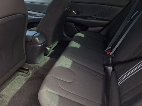 Certified 2023 Hyundai Elantra SEL image 12