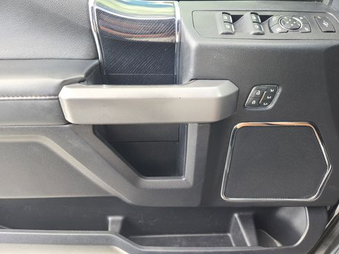 Used 2020 Ford F350 Platinum image 27