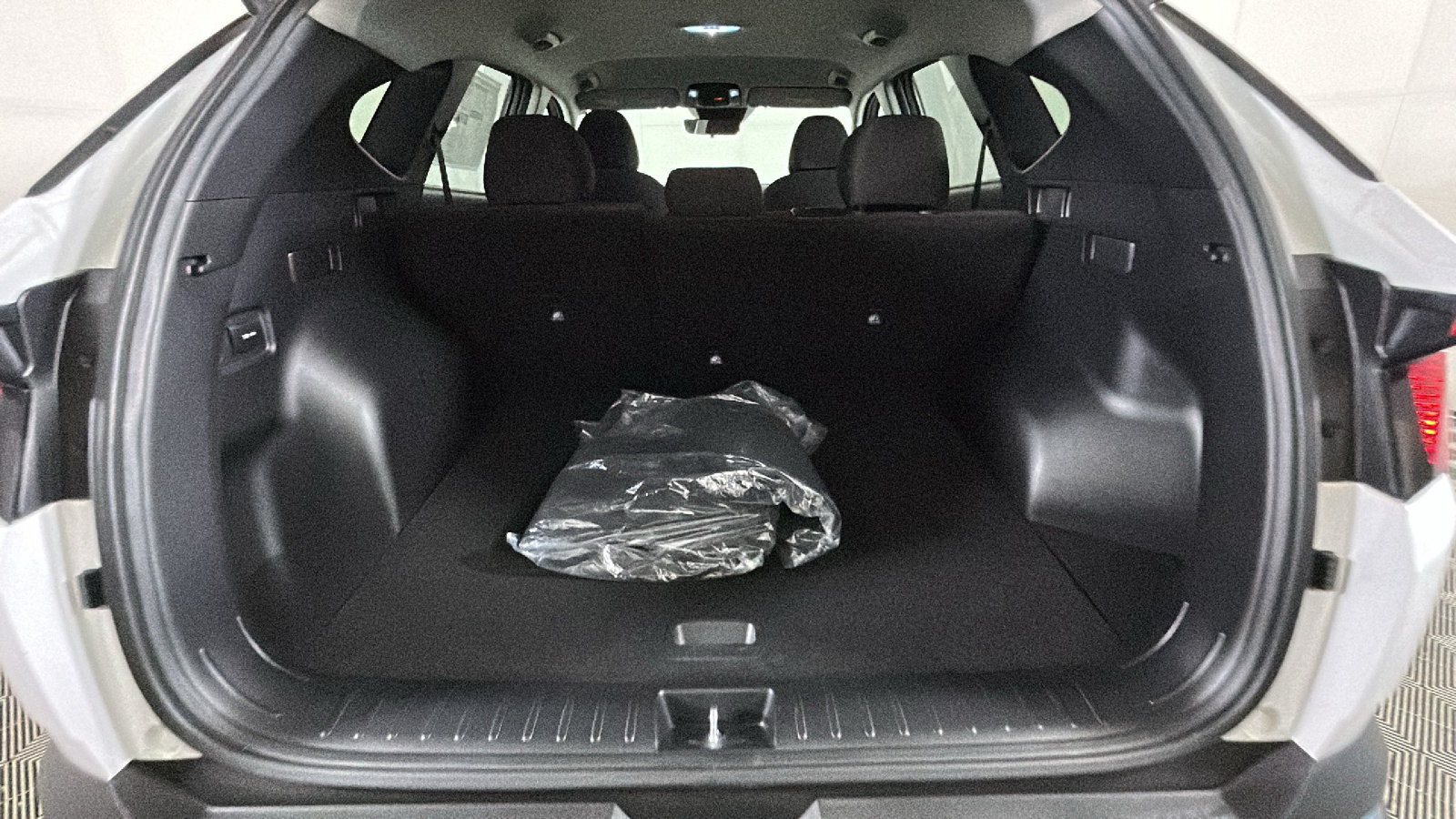 Used 2026 Hyundai Tucson SEL Plus FWD image 33