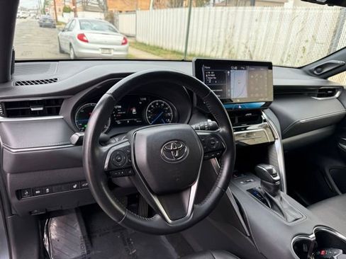 Used 2021 Toyota Venza XLE w/ Activity Package (TMS) image 21