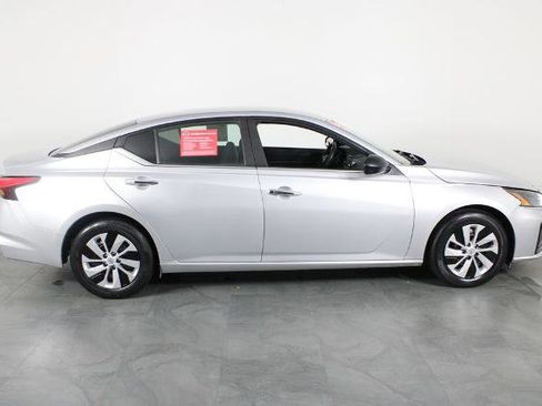 Certified 2024 Nissan Altima 2.5 S image 15