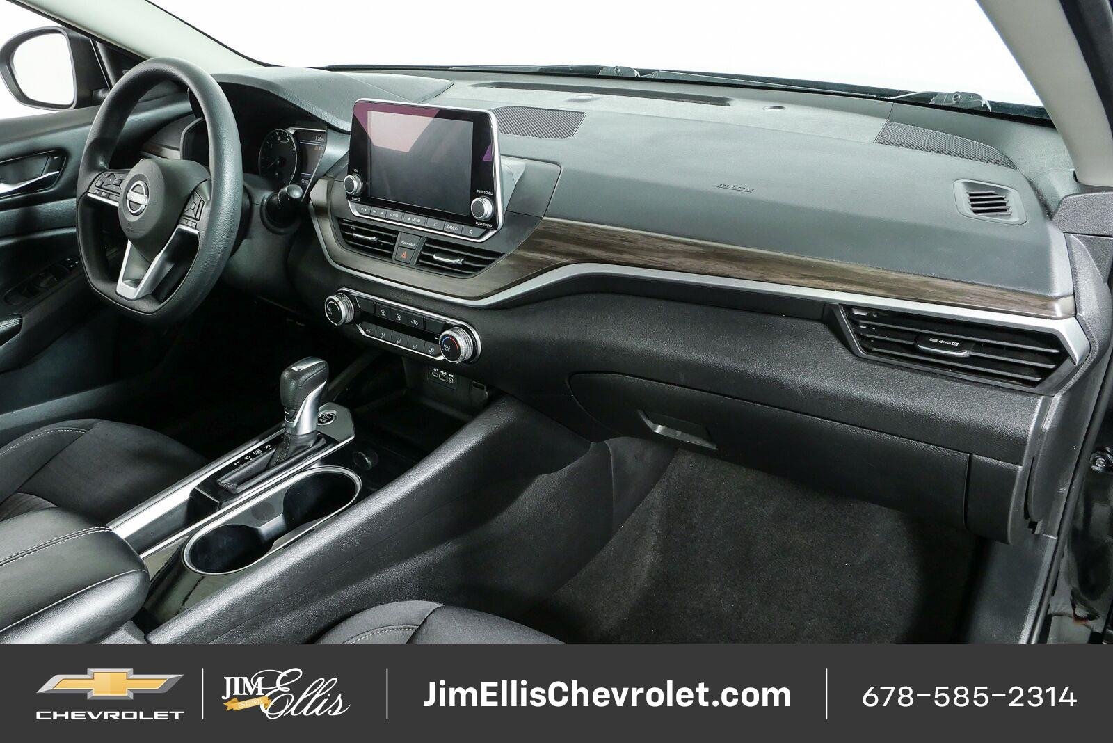 Used 2024 Nissan Altima 2.5 SV FWD image 22