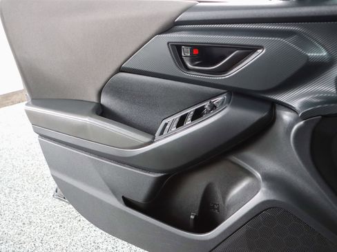 Used 2024 Subaru Crosstrek 2.0i image 21