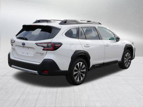 Used 2023 Subaru Outback Limited XT AWD/4WD image 7