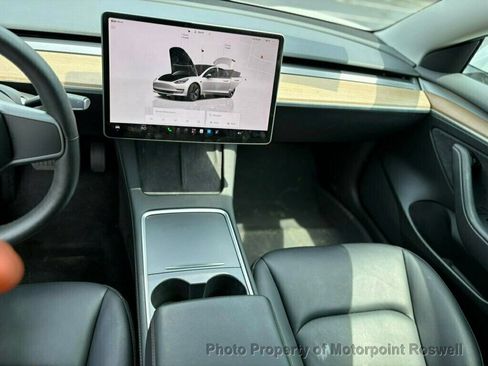 Used 2023 Tesla Model 3 Standard Range RWD image 16