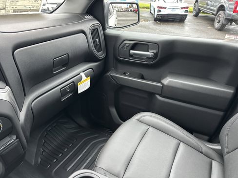 Certified 2025 Chevrolet Silverado 1500 W/T w/ WT Value Package image 24