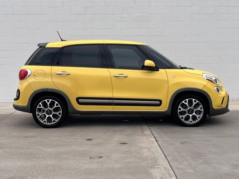 Used 2014 FIAT 500L Trekking image 5