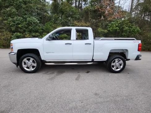 Certified 2016 Chevrolet Silverado 2500 W/T w/ Snow Plow Prep Package image 10