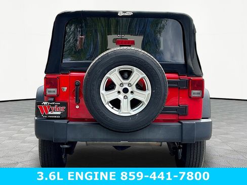 Used 2015 Jeep Wrangler Sport w/ Quick Order Package 24S AWD/4WD image 4