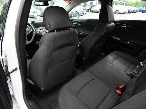 Used 2023 Chevrolet Malibu LS FWD image 23