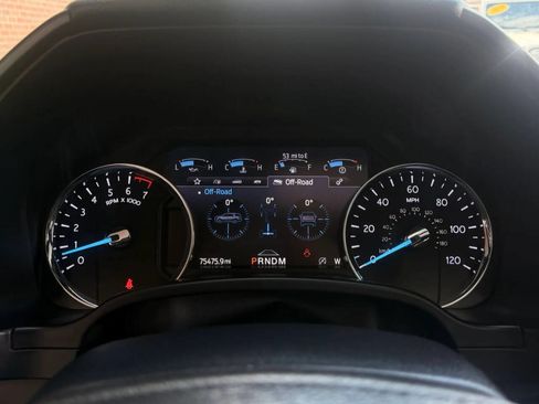 Used 2020 Ford Expedition Limited w/ Equipment Group 302A AWD/4WD image 28