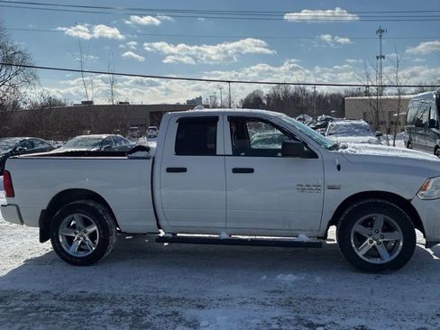 Used 2016 RAM 1500 Express image 9