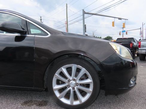 Used 2013 Buick Verano FWD image 18
