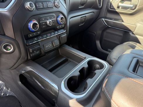 Used 2021 GMC Sierra 1500 AT4 image 13