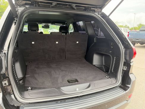 Used 2021 Jeep Grand Cherokee Freedom Edition RWD image 27