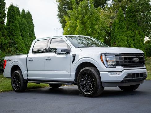 Used 2023 Ford F150 Lariat w/ Equipment Group 502A High AWD/4WD image 3