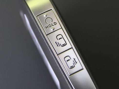 New 2027 Kia Carnival SX w/ Dark Edition Package FWD image 15