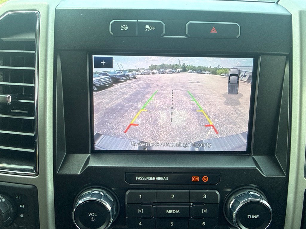 Used 2021 Ford F250 Lariat AWD/4WD image 8