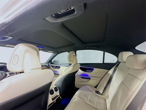 Used 2022 Mercedes-Benz C 300 4MATIC Sedan w/ Pinnacle Trim Package image 13