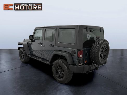 Used 2018 Jeep Wrangler Unlimited Sport AWD/4WD image 4