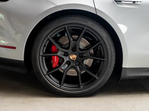New 2026 Porsche Taycan 4S AWD/4WD image 15