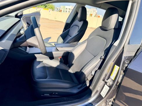 Used 2024 Tesla Model 3 Long Range RWD image 36
