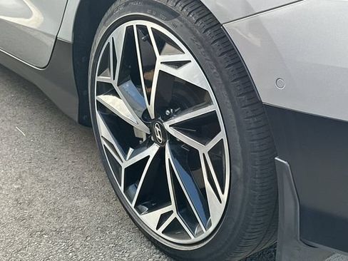 Used 2023 Hyundai Ioniq 6 Limited RWD image 4