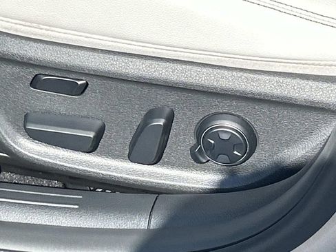 New 2026 Genesis G70 3.3T Sport Prestige AWD/4WD image 16