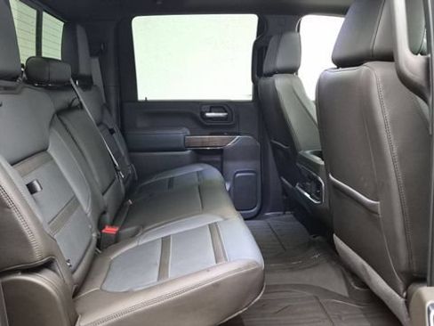 Used 2022 GMC Sierra 3500 Denali w/ Denali Ultimate Package AWD/4WD image 29