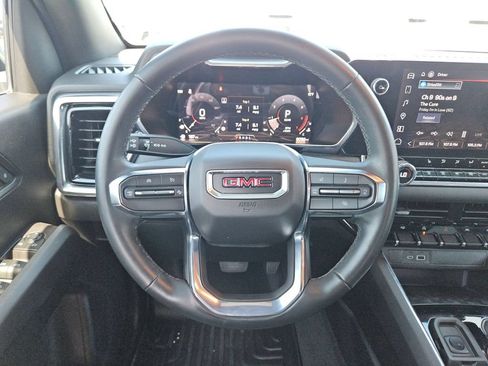Used 2024 GMC Canyon Elevation w/ Elevation Premium Package RWD image 21