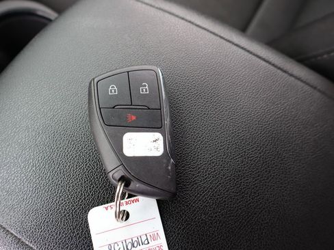 Used 2023 Chevrolet Colorado Trail Boss w/ LPO, Skid Plate Package image 32