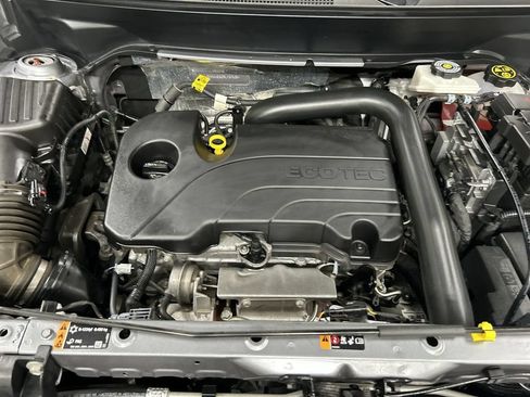 Certified 2024 Chevrolet Equinox LT w/ LPO, Floor Liner Package AWD/4WD image 23