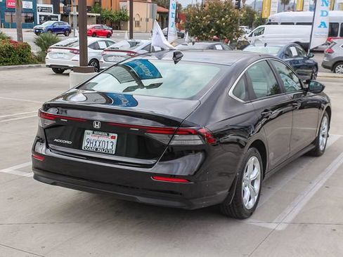Used 2023 Honda Accord LX image 5