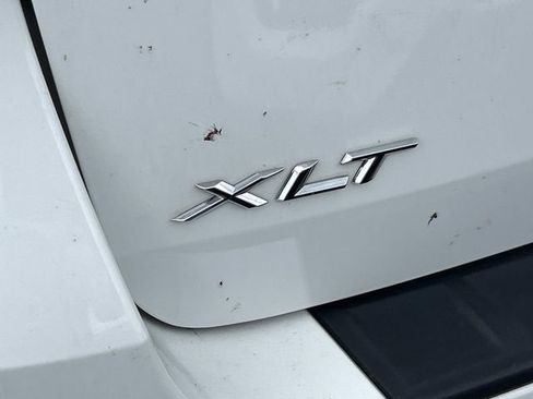 Used 2023 Ford Explorer XLT w/ Equipment Group 202A AWD/4WD image 8