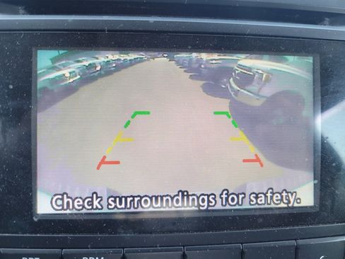 Used 2018 Nissan Titan S w/ S Utility Package image 16