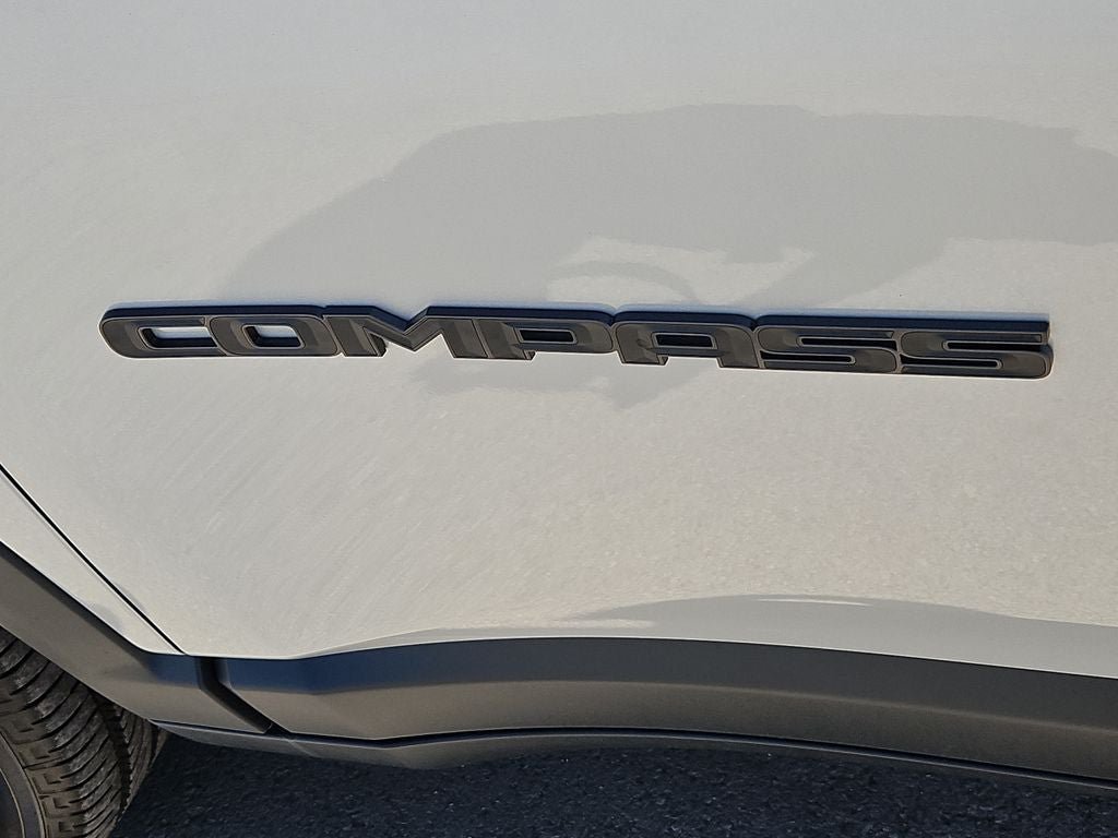 New 2026 Jeep Compass Latitude AWD/4WD image 14