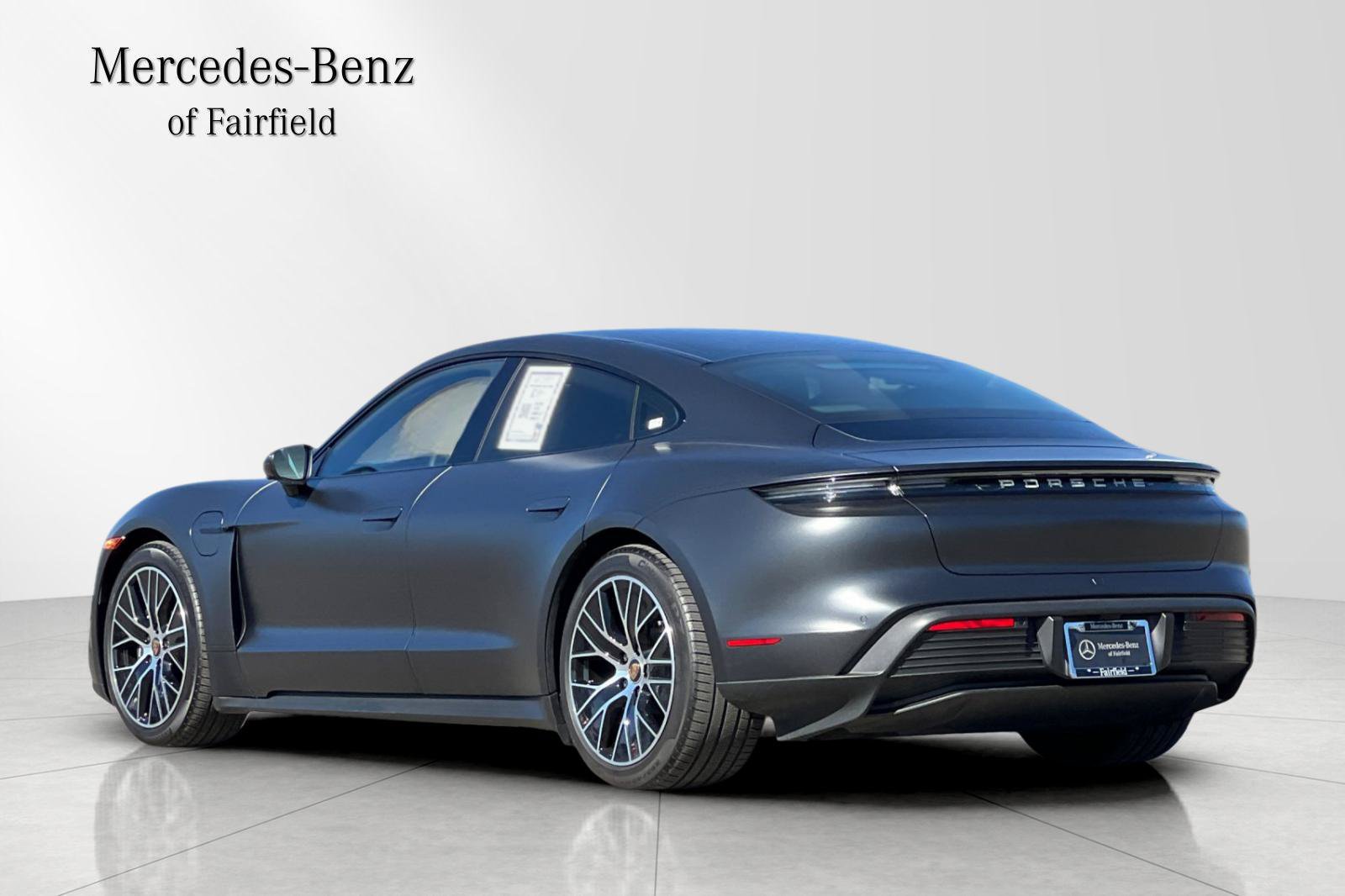 Used 2023 Porsche Taycan RWD image 6