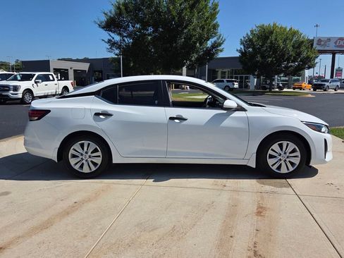 Used 2024 Nissan Sentra S FWD image 12