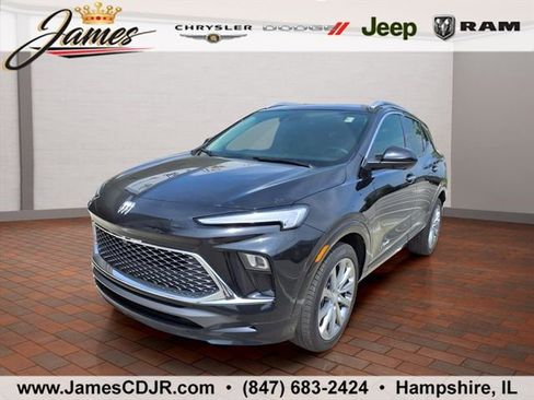 Used 2024 Buick Encore GX Avenir w/ Avenir Technology Package FWD image 1