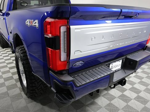 Used 2026 Ford F250 Platinum w/ Platinum Plus Package image 59
