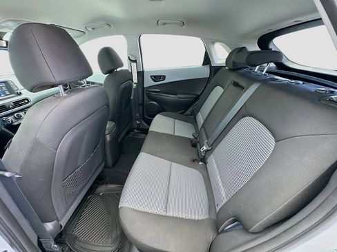 Used 2021 Hyundai Kona SEL FWD image 15