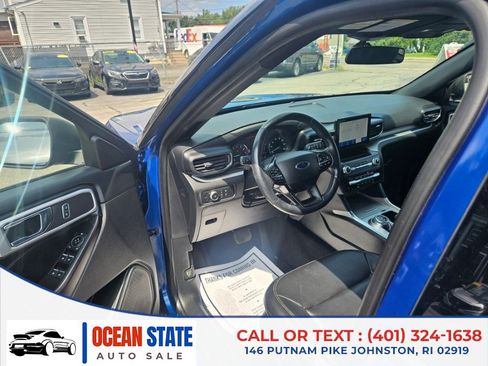 Used 2020 Ford Explorer XLT w/ Equipment Group 202A AWD/4WD image 8