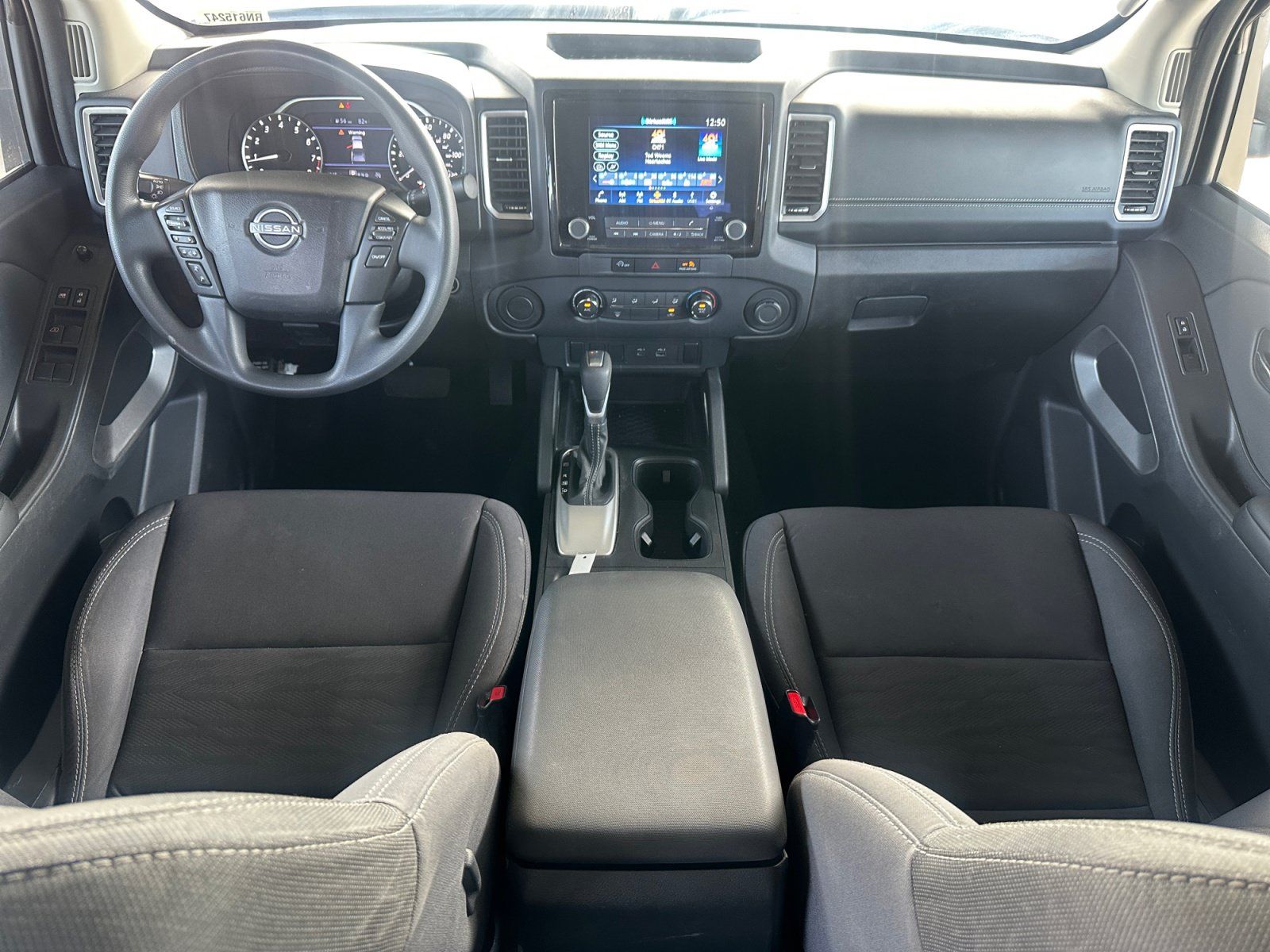 Used 2024 Nissan Frontier SV RWD image 11