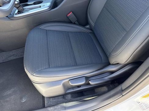 New 2026 Buick Envista Preferred w/ Advanced Safety Package image 14