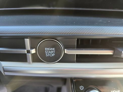 New 2026 Hyundai Santa Fe SE image 24