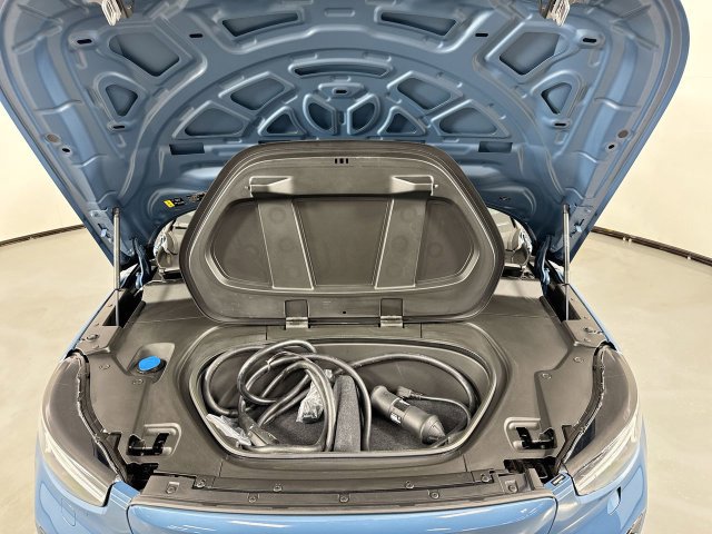 Used 2023 Volvo XC40 Recharge Plus AWD/4WD image 26
