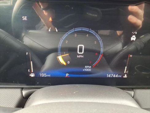 Used 2024 Chevrolet TrailBlazer LS w/ LS Convenience Package FWD image 21