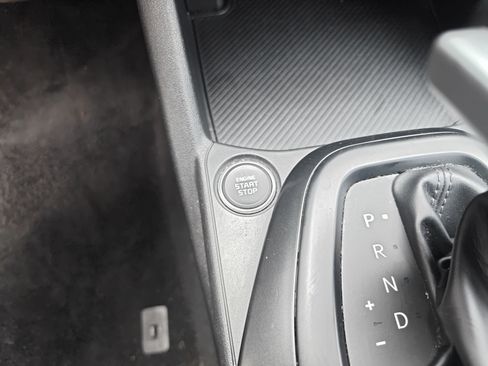 Used 2025 Kia K4 FWD image 19