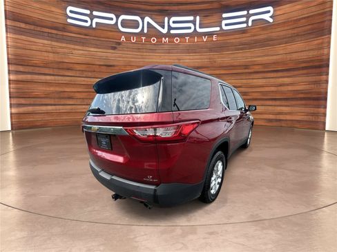 Used 2019 Chevrolet Traverse LT FWD image 7